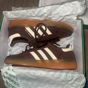 Adidas rich and sporty brown spezial